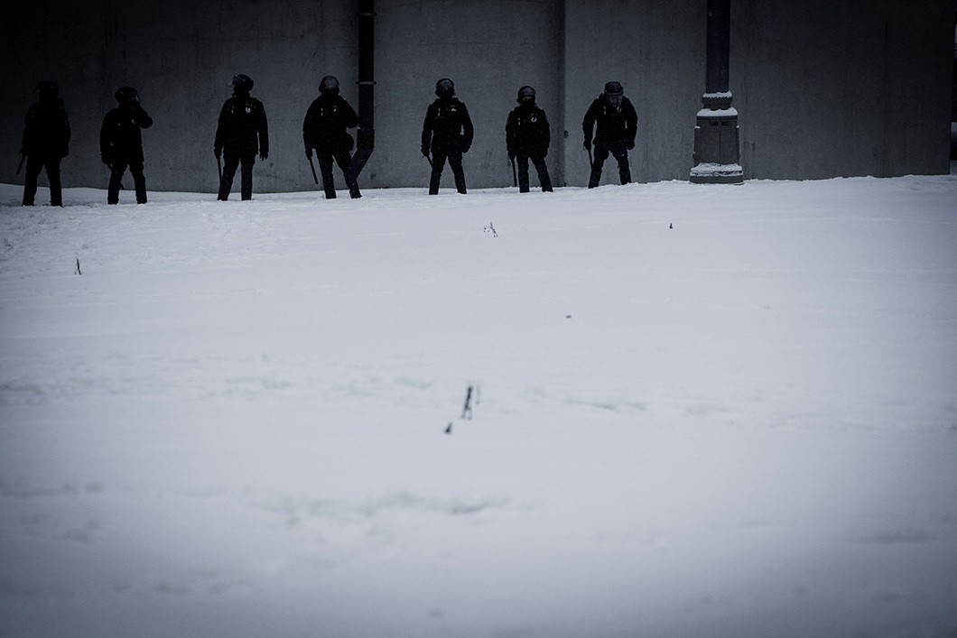 „Es wurde eine ungeheure Menge an OMON-Spezialeinheiten und Polizei aufgefahren, was gar nicht nötig gewesen wäre.“ / Foto © Vlad Dokschin/Novaya Gazeta