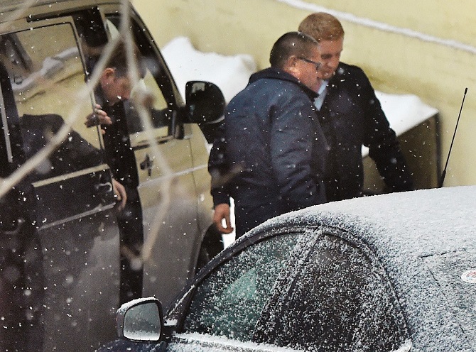 Alexej Uljukajew im November 2016 auf dem Weg zu seiner Anhörung / Foto © Kristina Kormilizyna/Kommersant